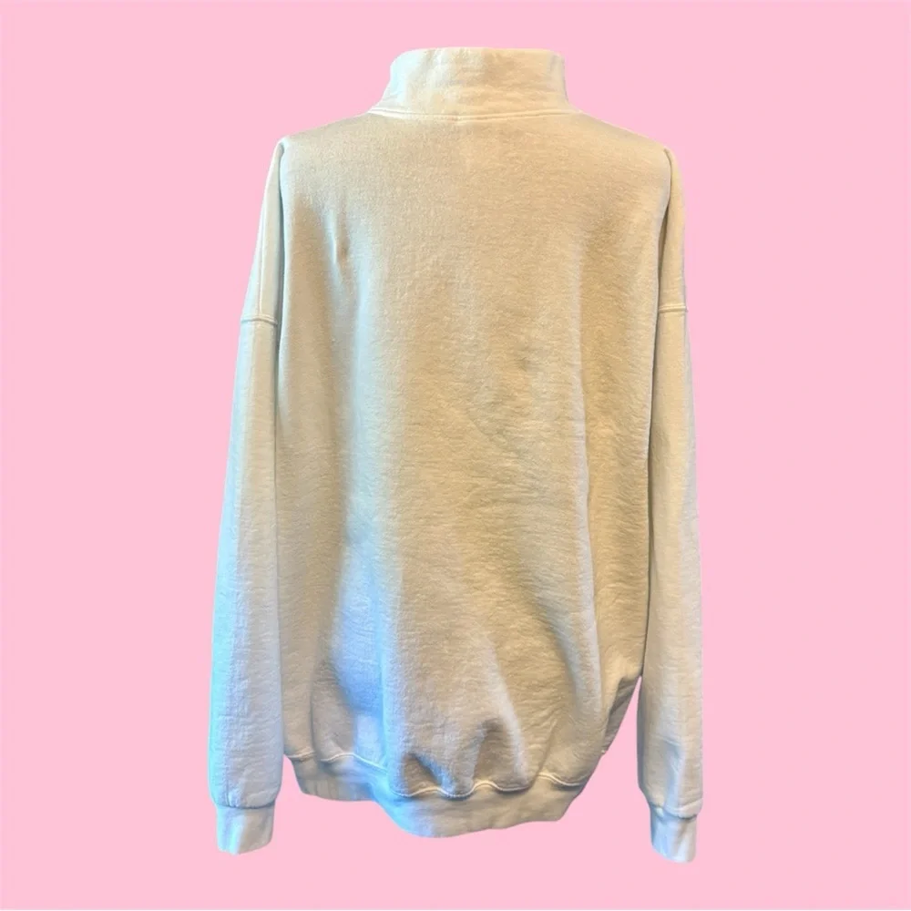 Chi Omega Mom White Quarter-Zip Long Sleeve Sweatshirt with Gold Print size 3XL - Picture 8 of 11
